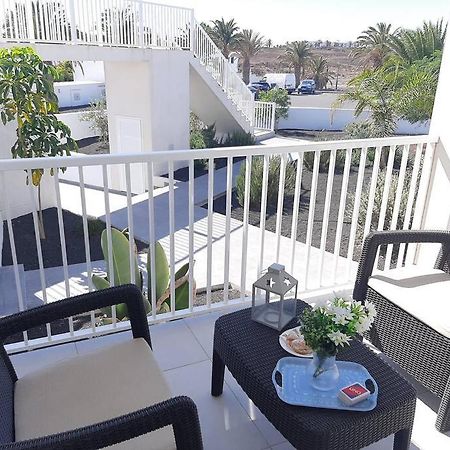 Casa Amor Costa Teguise Exterior photo